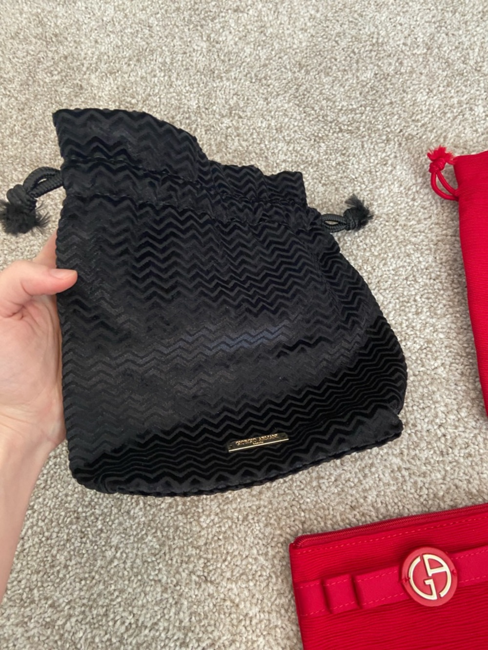 Giorgio Armani Bundle! Red & Black Logo Pouch Set, primer, eye cream, eye tint❤️ - Picture 3 of 12